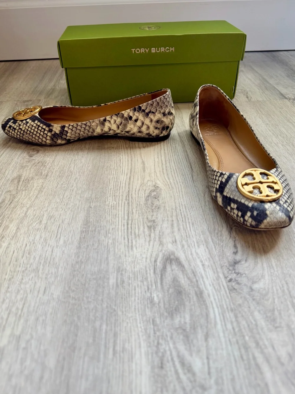 Tory Burch - Chelsea Ballet Flats in Snake-Print Embossed Leather - size 7
